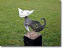 Katze aus Edelstahl