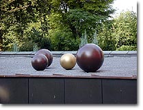 5 Kugel auf dem Flachdach