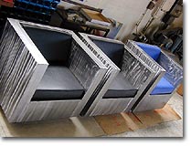 Sessel aus Edelstahl